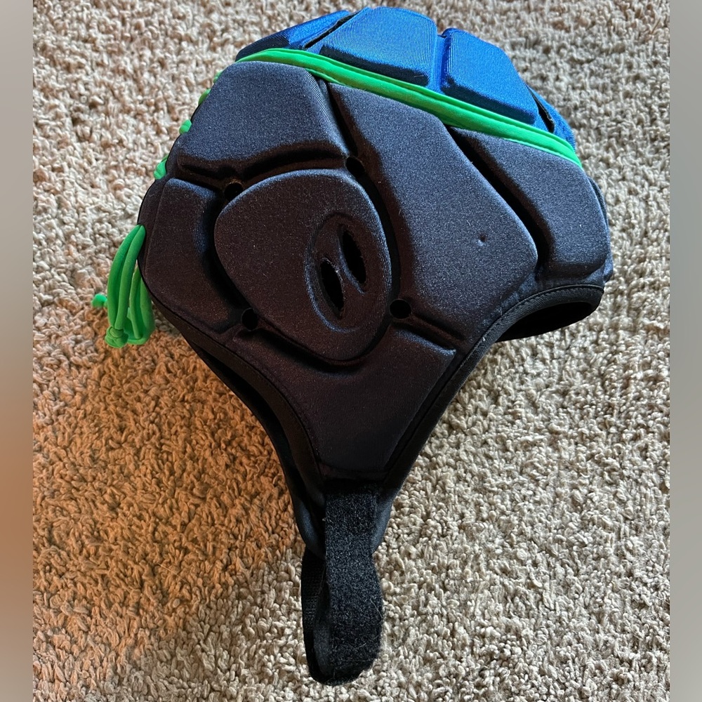 Gilbert Rugby Headwear Scrum Cap Helmet Headguard Mens Sz M